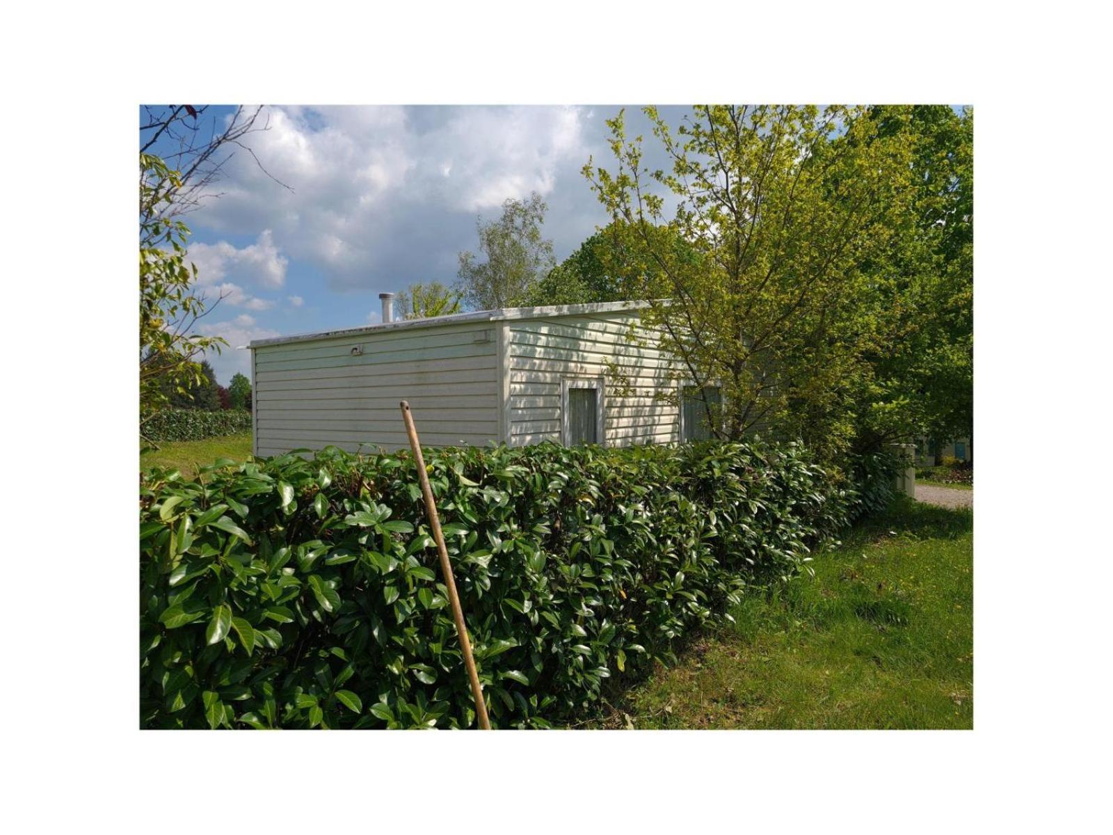 Camping De Ladignac Le Long Bel Air Exterior photo
