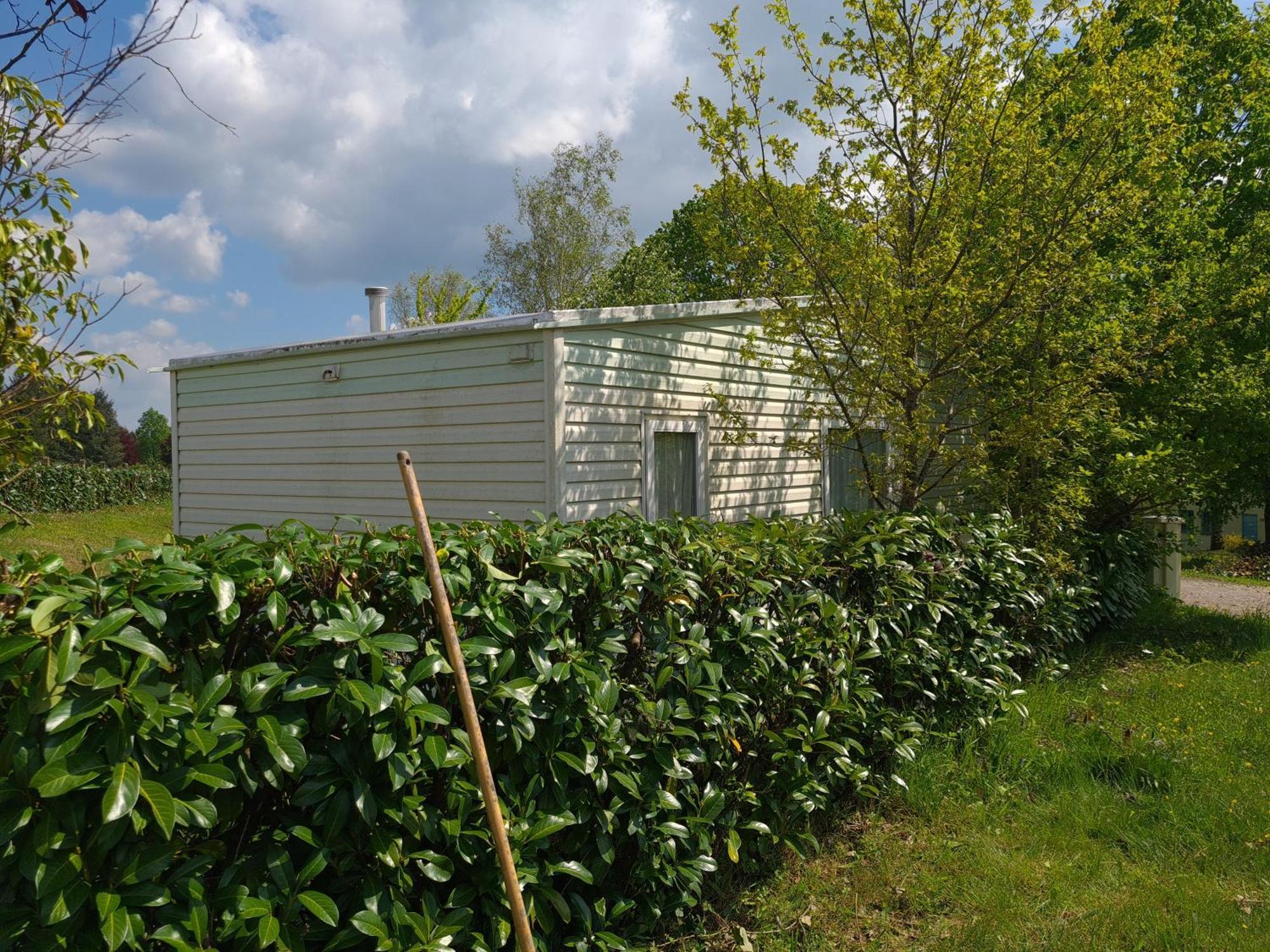 Camping De Ladignac Le Long Bel Air Exterior photo