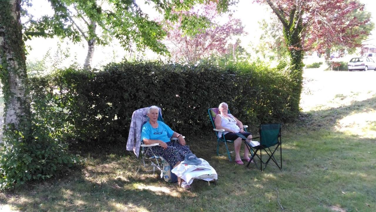Camping De Ladignac Le Long Bel Air Exterior photo