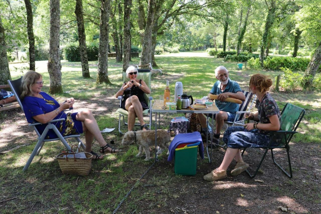 Camping De Ladignac Le Long Bel Air Exterior photo